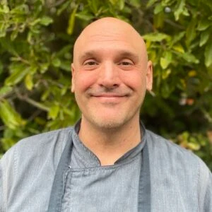 oie_cKYSKlQWSan6-300x300