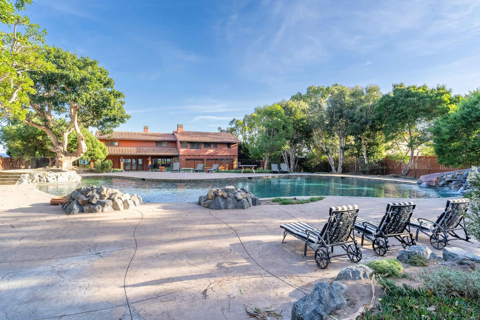 Adolescent Residential Treatment Centers in California -Paradigm Treatment Centers